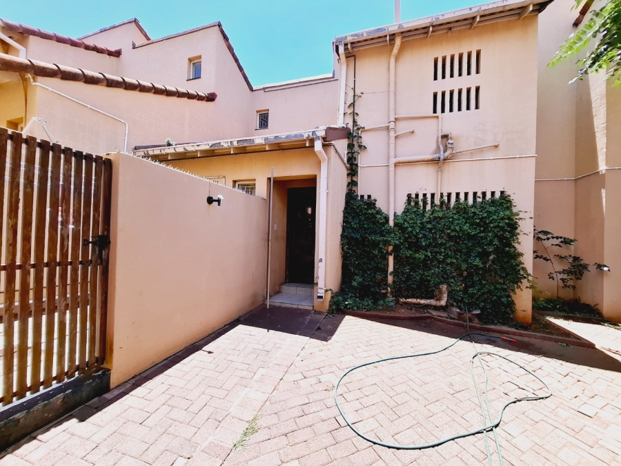 3 Bedroom Property for Sale in Bloemfontein Free State